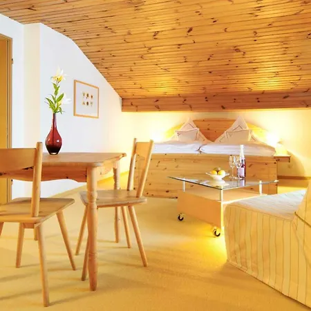 Binderhaeusl Garni Hotel 3*