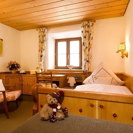 Binderhaeusl Garni 3*