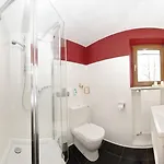 ホテル Binderhaeusl Garni インツェル