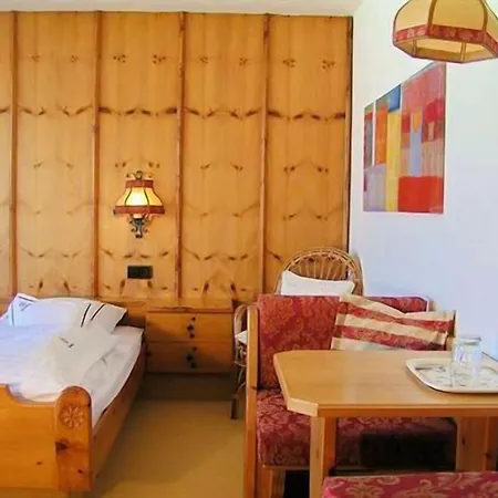 Binderhaeusl Garni Hotel 3*