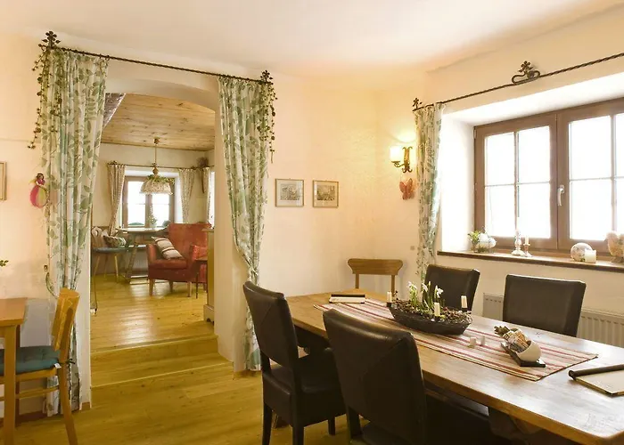 Binderhaeusl Garni Hotel